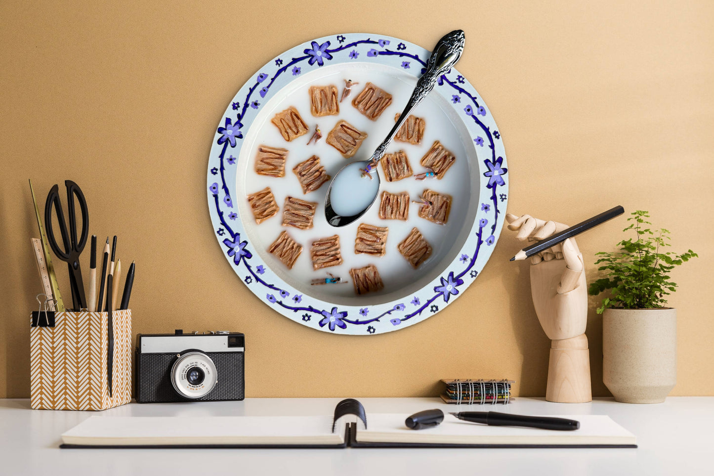 Cinnamon Toast Crunch: Saturday Mornings Cereal Collection - 8in Mixed Media