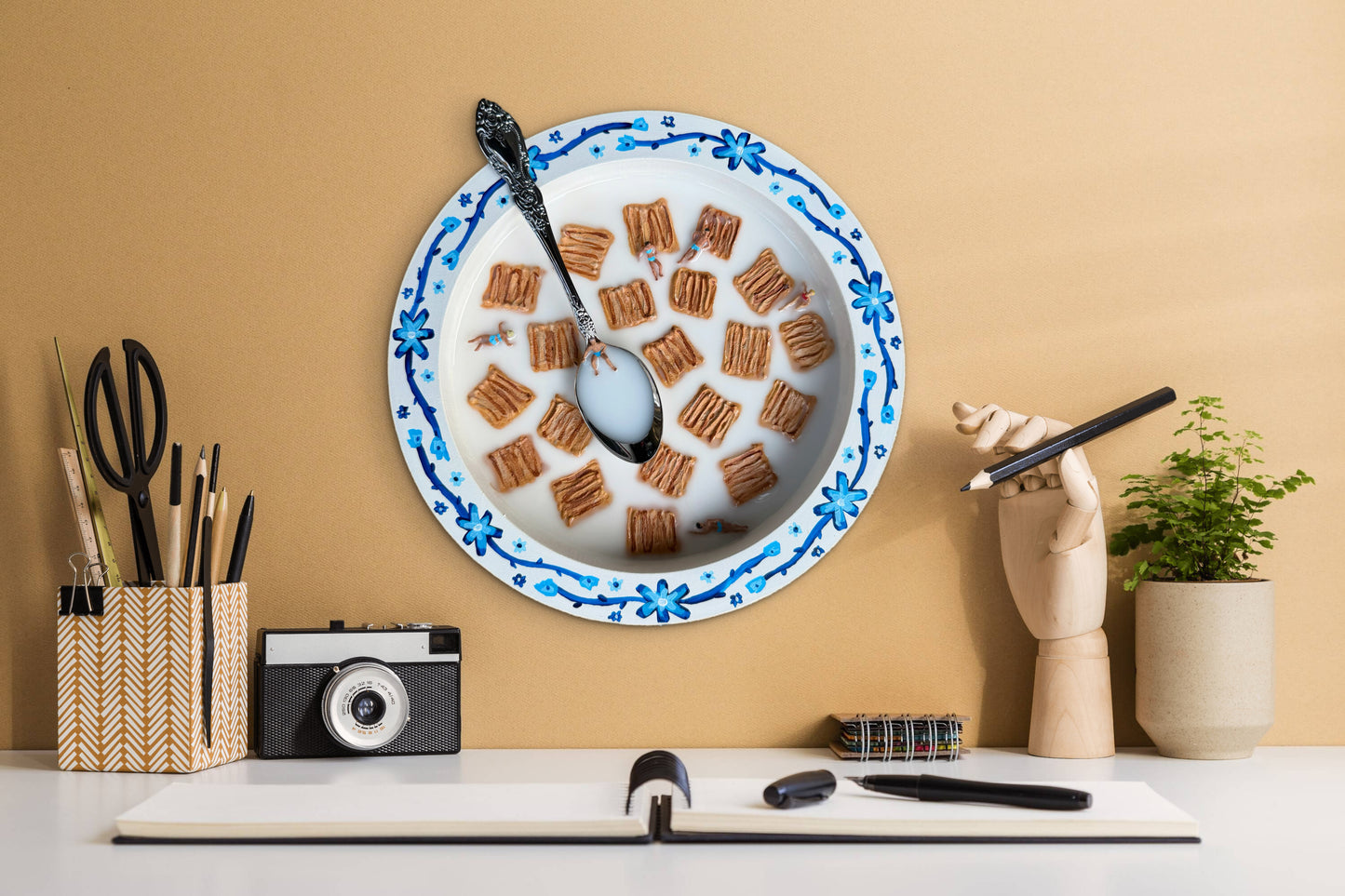 Cinnamon Toast Crunch: Saturday Mornings Cereal Collection - 8in Mixed Media