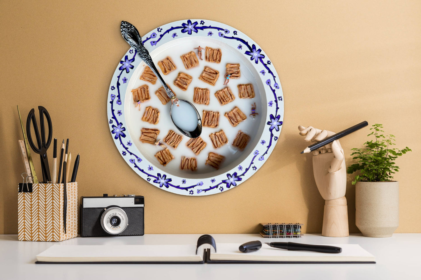 Cinnamon Toast Crunch: Saturday Mornings Cereal Collection - 8in Mixed Media