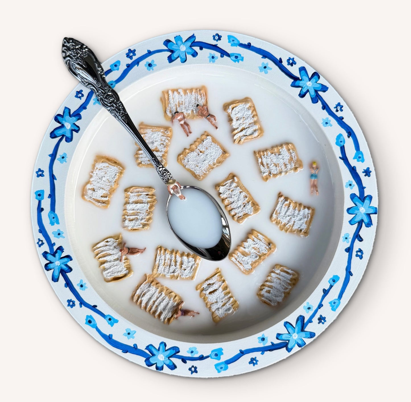 Frosted Mini Wheats: Saturday Mornings Cereal Collection - 8in Mixed Media